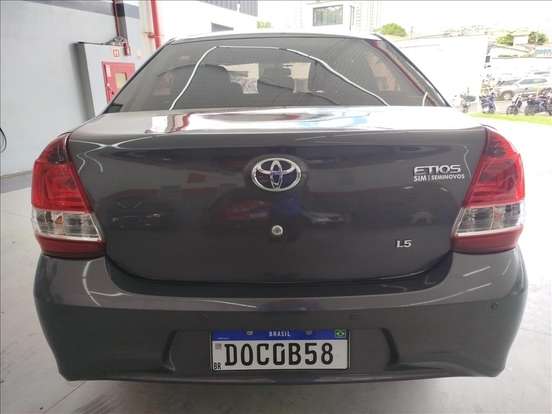 TOYOTA-ETIOS-1.5 X PLUS 16V FLEX 4P MANUAL TOYOTA-ETIOS-2021