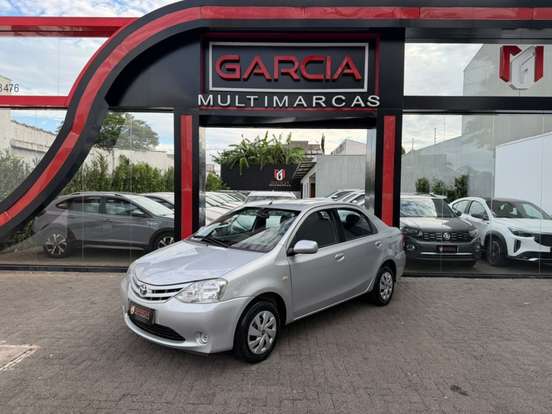 TOYOTA-ETIOS-1.5 X SEDAN 16V FLEX 4P MANUAL TOYOTA-ETIOS-2012