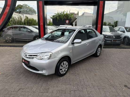 TOYOTA-ETIOS-1.5 X SEDAN 16V FLEX 4P MANUAL TOYOTA-ETIOS-2012