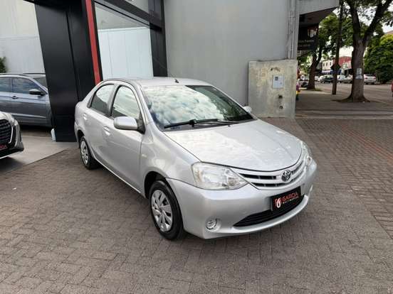 TOYOTA-ETIOS-1.5 X SEDAN 16V FLEX 4P MANUAL TOYOTA-ETIOS-2012