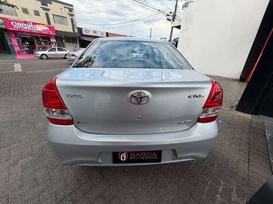 TOYOTA-ETIOS-1.5 X SEDAN 16V FLEX 4P MANUAL TOYOTA-ETIOS-2012