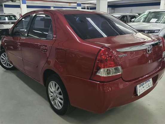 TOYOTA-ETIOS-1.5 XLS SEDAN 16V FLEX 4P MANUAL TOYOTA-ETIOS-2014