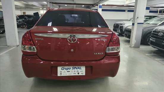 TOYOTA-ETIOS-2014