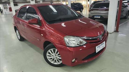 TOYOTA-ETIOS-2014