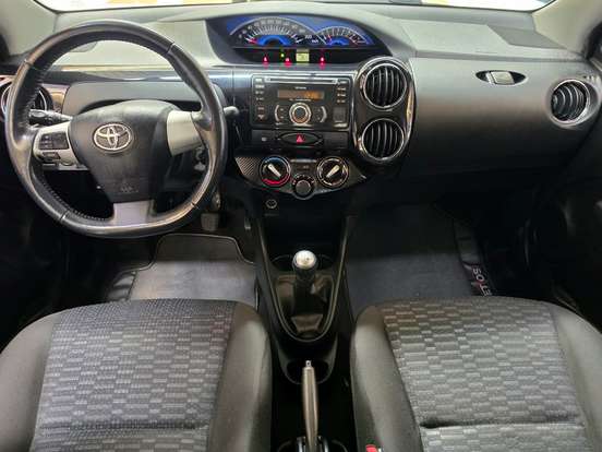 TOYOTA-ETIOS-2014