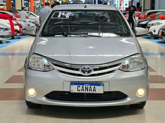 TOYOTA-ETIOS-2014