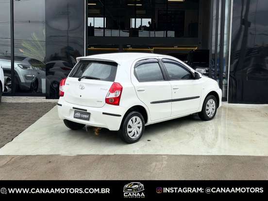 TOYOTA-ETIOS-1.5 XS 16V FLEX 4P AUTOMÁTICO TOYOTA-ETIOS-2016