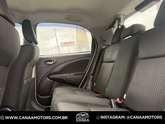 TOYOTA-ETIOS-1.5 XS 16V FLEX 4P AUTOMÁTICO TOYOTA-ETIOS-2016
