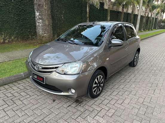 TOYOTA-ETIOS-1.5 XS 16V FLEX 4P AUTOMÁTICO TOYOTA-ETIOS-2016