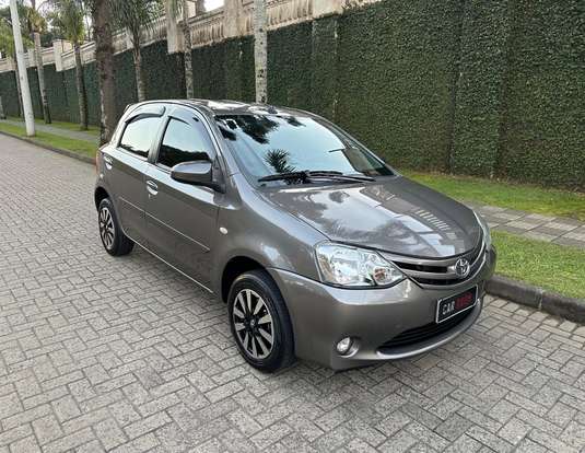 TOYOTA-ETIOS-1.5 XS 16V FLEX 4P AUTOMÁTICO TOYOTA-ETIOS-2016
