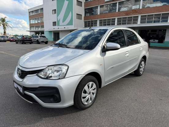 TOYOTA-ETIOS-1.5 XS SEDAN 16V FLEX 4P AUTOMÁTICO TOYOTA-ETIOS-2017