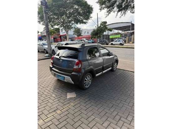 TOYOTA-ETIOS CROSS-2014