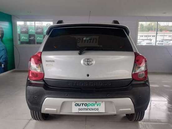 TOYOTA-ETIOS CROSS-1.5 16V FLEX 4P MANUAL TOYOTA-ETIOS CROSS-2015