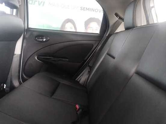 TOYOTA-ETIOS CROSS-1.5 16V FLEX 4P MANUAL TOYOTA-ETIOS CROSS-2015
