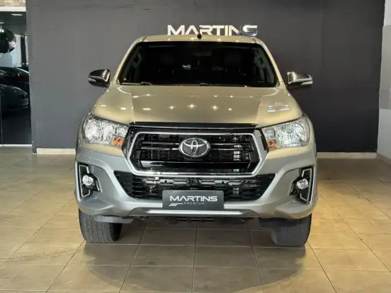 TOYOTA-HILUX-2.7 SRV 4X2 CD 16V FLEX 4P AUTOMÁTICO TOYOTA-HILUX-2016