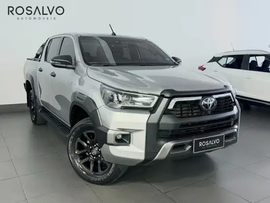 TOYOTA-HILUX-2.8 D-4D TURBO DIESEL CD CONQUEST 4X4 AUTOMÁTICO TOYOTA-HILUX-2023