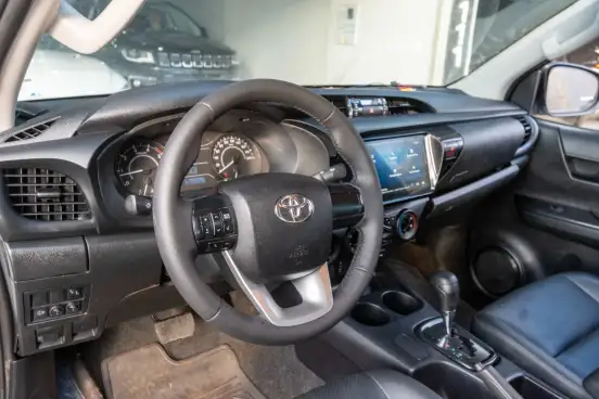 TOYOTA-HILUX-2.8 D-4D TURBO DIESEL CD POWER PACK 4X4 AUTOMÁTICO TOYOTA-HILUX-2024