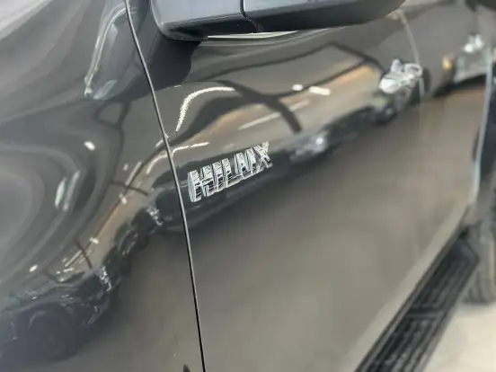 TOYOTA-HILUX-2021