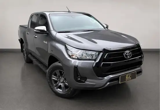 TOYOTA-HILUX-2024