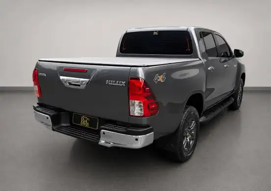 TOYOTA-HILUX-2.8 D-4D TURBO DIESEL CD SR 4X4 AUTOMÁTICO TOYOTA-HILUX-2024