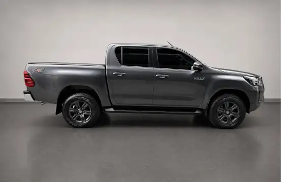 TOYOTA-HILUX-2024