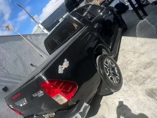 TOYOTA-HILUX-2.8 D-4D TURBO DIESEL CD SRV 4X4 AUTOMÁTICO TOYOTA-HILUX-2022
