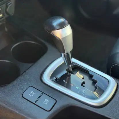 TOYOTA-HILUX-2021