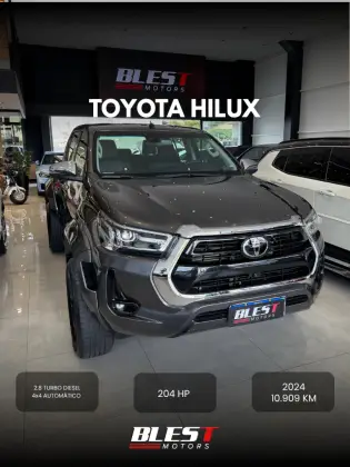 TOYOTA HILUX 2.8 D-4D TURBO DIESEL CD SRX 4X4 AUTOMÁTICO