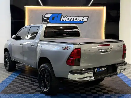 TOYOTA-HILUX-2.8 SRV 4X4 CD 16V DIESEL 4P AUTOMÁTICO TOYOTA-HILUX-2018