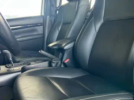 TOYOTA-HILUX-2.8 SRX 4X4 CD 16V DIESEL 4P AUTOMÁTICO TOYOTA-HILUX-2019