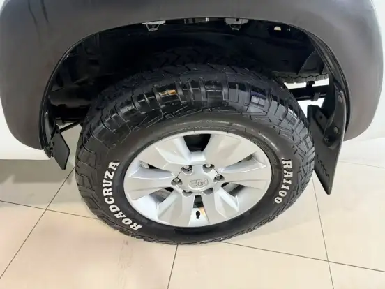TOYOTA-HILUX-2017