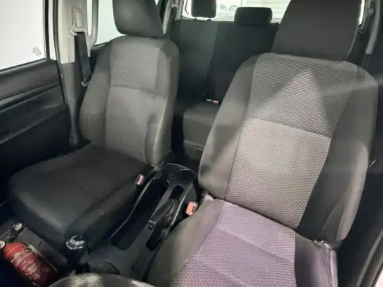 TOYOTA-HILUX-2.8 STD 4X4 CD 16V DIESEL 4P MANUAL TOYOTA-HILUX-2017