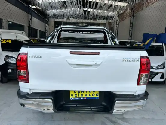 TOYOTA-HILUX-2.8 STD 4X4 CD 16V DIESEL 4P MANUAL TOYOTA-HILUX-2018
