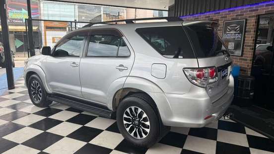 TOYOTA-HILUX-2014