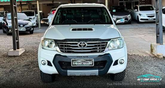TOYOTA-HILUX-2013