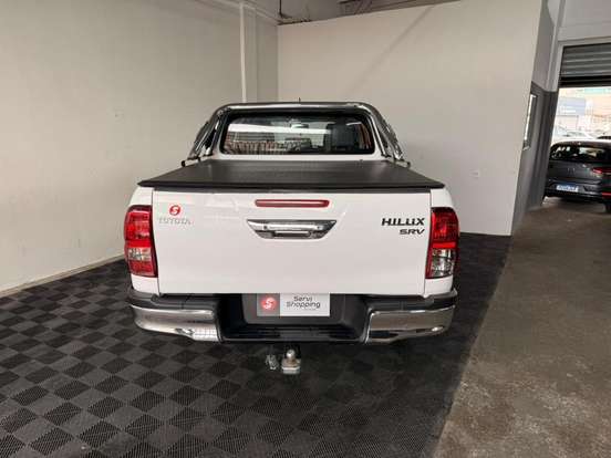 TOYOTA-HILUX-2017
