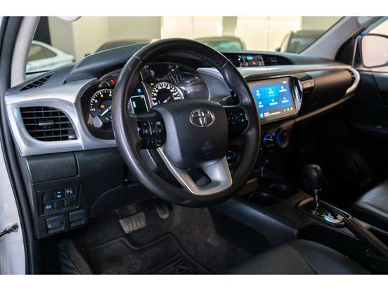 TOYOTA-HILUX-2.8 D-4D TURBO DIESEL CD POWER PACK 4X4 AUTOMÁTICO TOYOTA-HILUX-2025