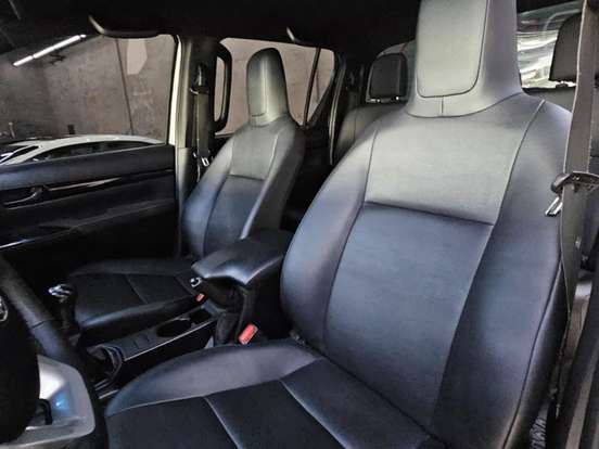 TOYOTA-HILUX-2.8 D-4D TURBO DIESEL CD POWER PACK 4X4 MANUAL TOYOTA-HILUX-2022