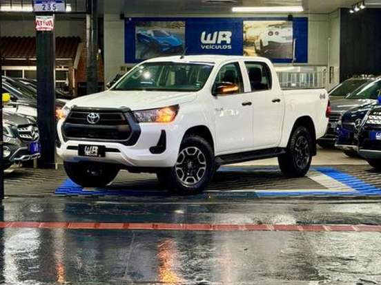 TOYOTA-HILUX-2.8 D-4D TURBO DIESEL CD POWER PACK 4X4 MANUAL TOYOTA-HILUX-2022
