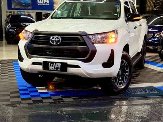 TOYOTA-HILUX-2.8 D-4D TURBO DIESEL CD POWER PACK 4X4 MANUAL TOYOTA-HILUX-2022