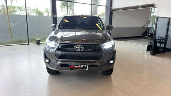TOYOTA-HILUX-2025