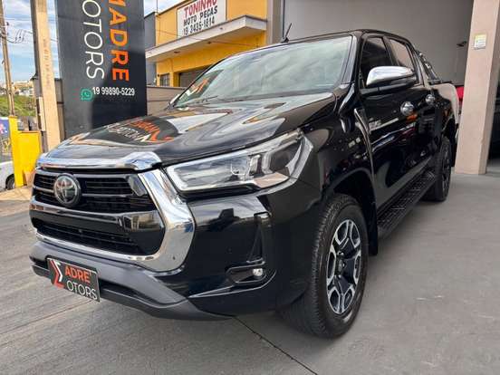 TOYOTA-HILUX-2021