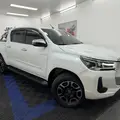 TOYOTA HILUX 2.8 D-4D TURBO DIESEL CD SRX 4X4 AUTOMÁTICO TOYOTA HILUX 2.8 D-4D TURBO DIESEL CD SRX 4X4 AUTOMÁTICO