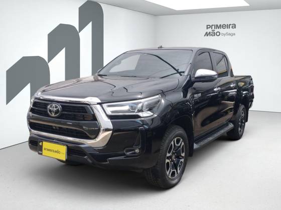 TOYOTA HILUX 2.8 D-4D TURBO DIESEL CD SRX 4X4 AUTOMÁTICO