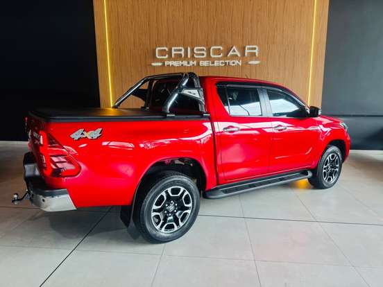 TOYOTA-HILUX-2021