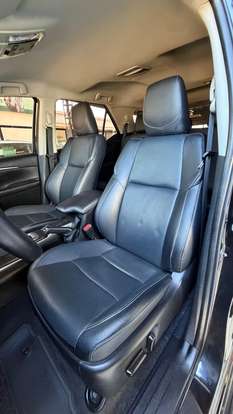 TOYOTA-HILUX-2021
