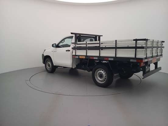TOYOTA-HILUX-2024
