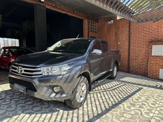 TOYOTA-HILUX-2.8 SRV 4X4 CD 16V DIESEL 4P AUTOMÁTICO TOYOTA-HILUX-2016