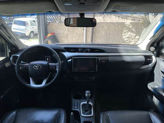 TOYOTA-HILUX-2.8 SRV 4X4 CD 16V DIESEL 4P AUTOMÁTICO TOYOTA-HILUX-2016