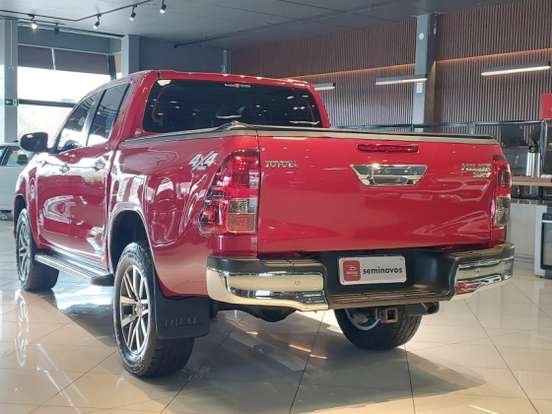 TOYOTA-HILUX-2019